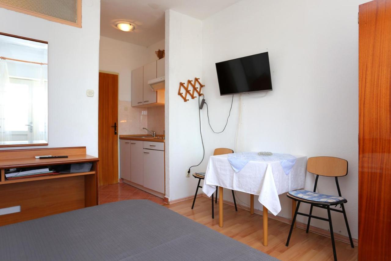 Apartments By The Sea Igrane, Makarska - 311 Экстерьер фото