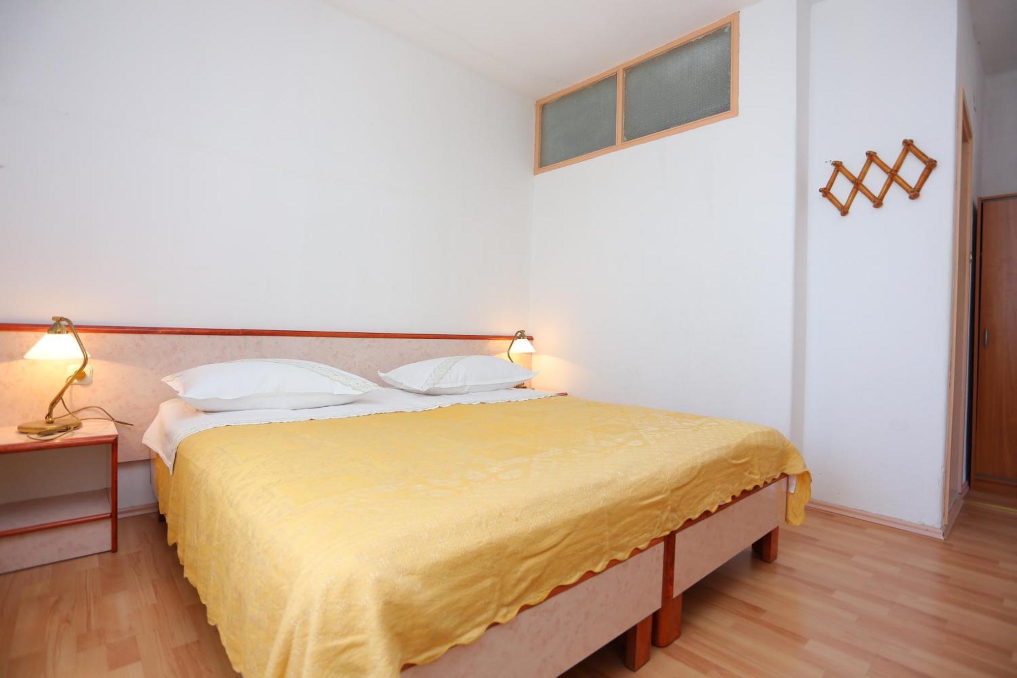 Apartments By The Sea Igrane, Makarska - 311 Номер фото